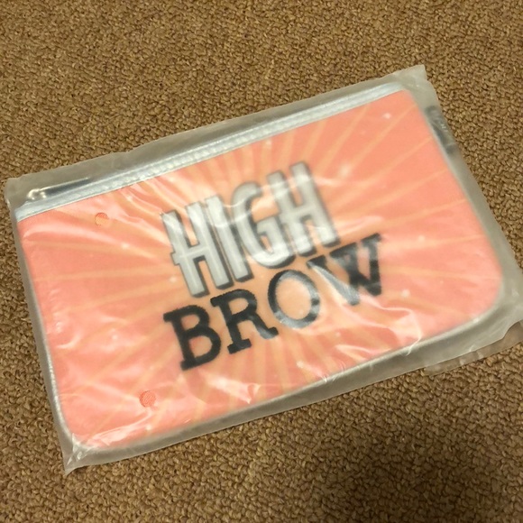 NEW Benefit Cosmetic Make Up Bags - Picture 2 of 3